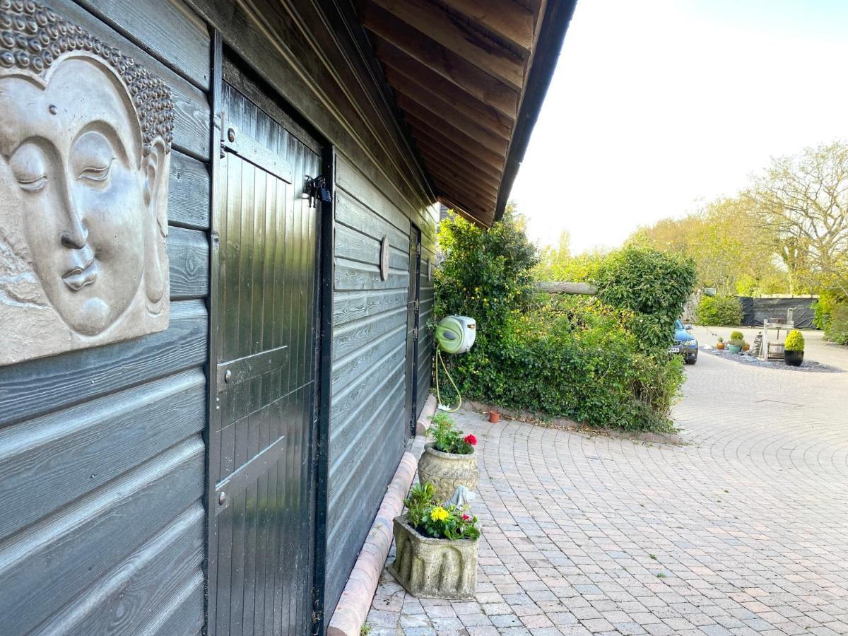 Amber Lodge Hickstead-A Burgess Hill Exterior foto