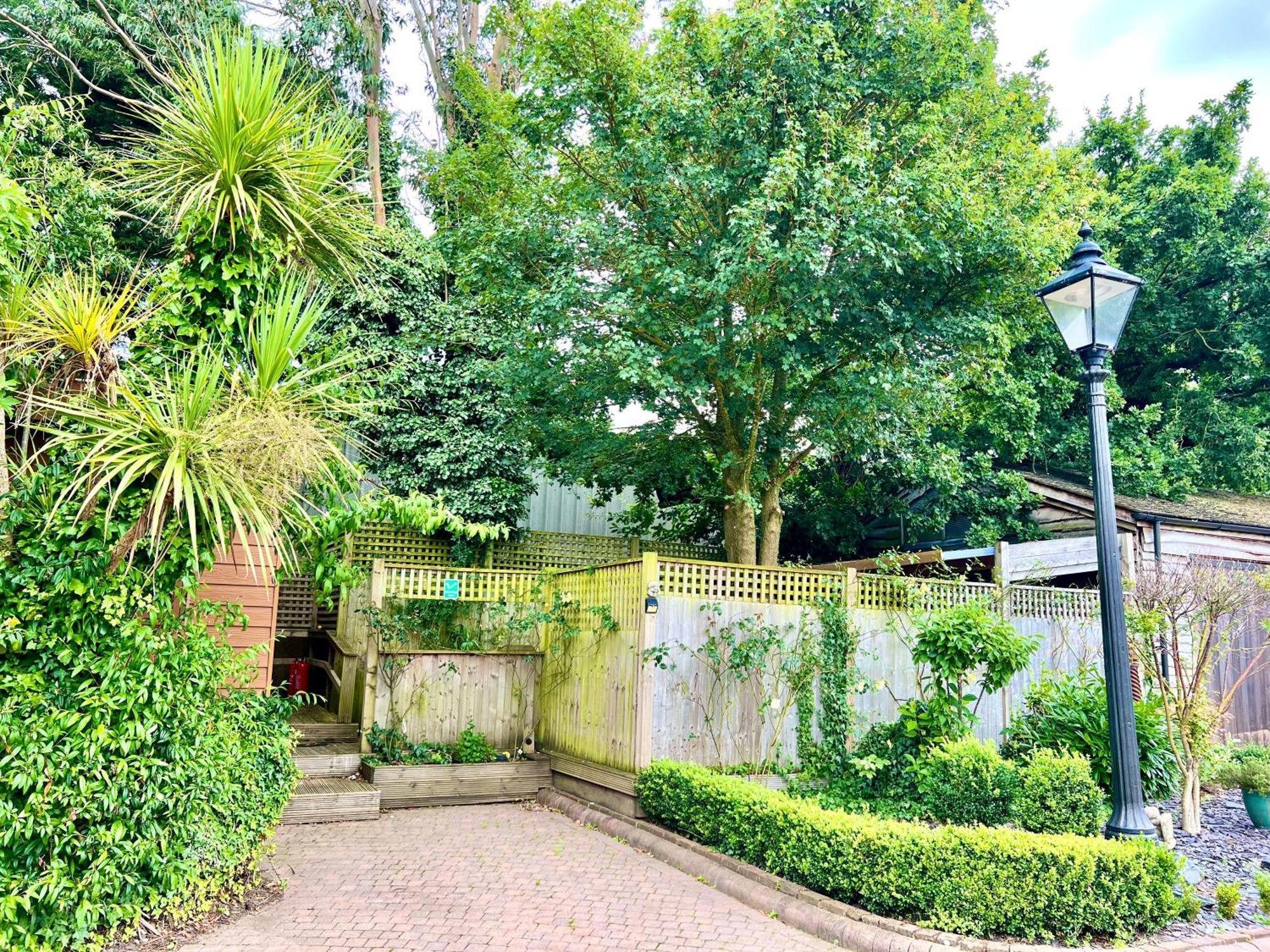 Amber Lodge Hickstead-A Burgess Hill Exterior foto